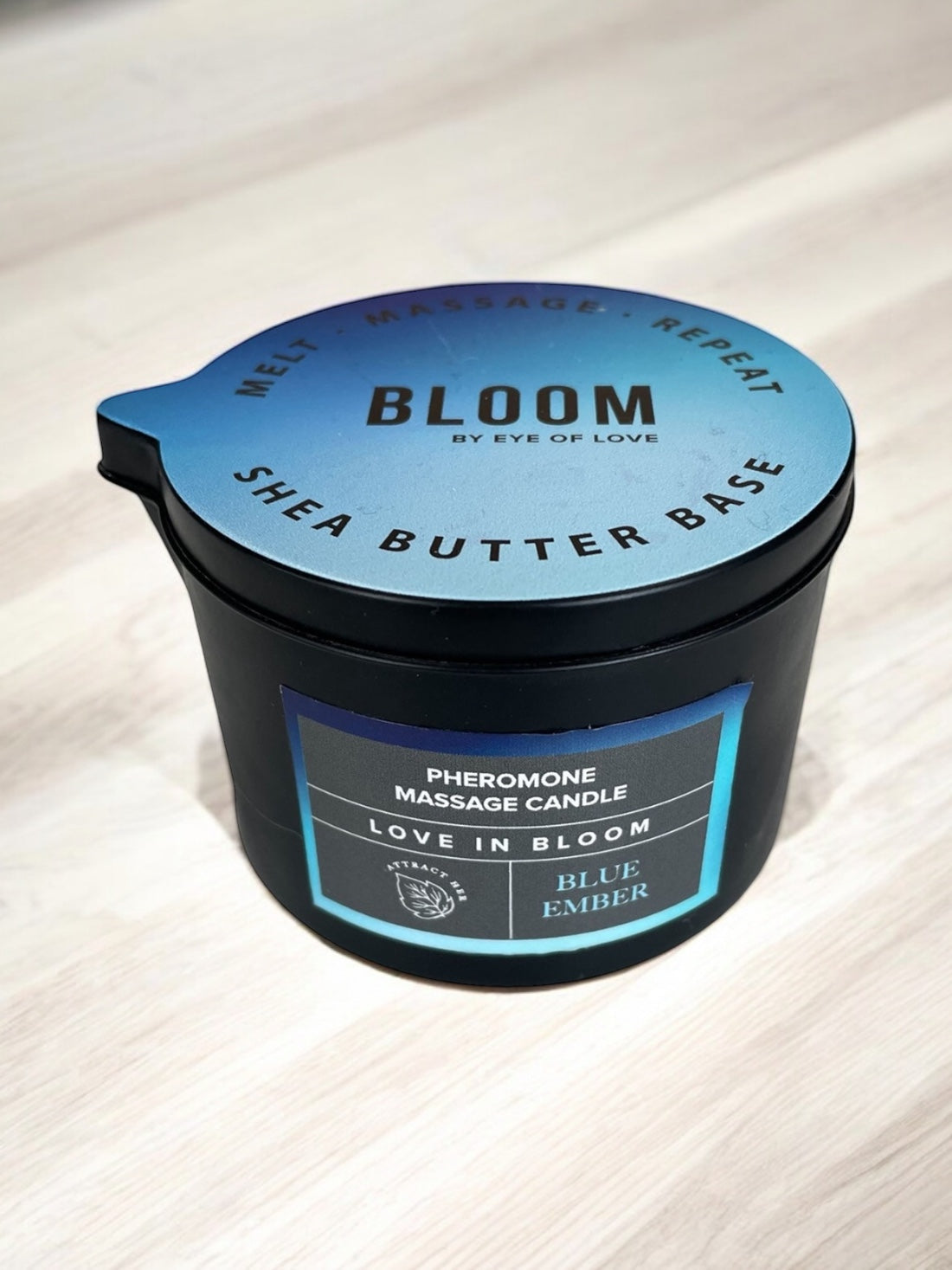 EOL Pheromone Massage Candle - Blue Ember