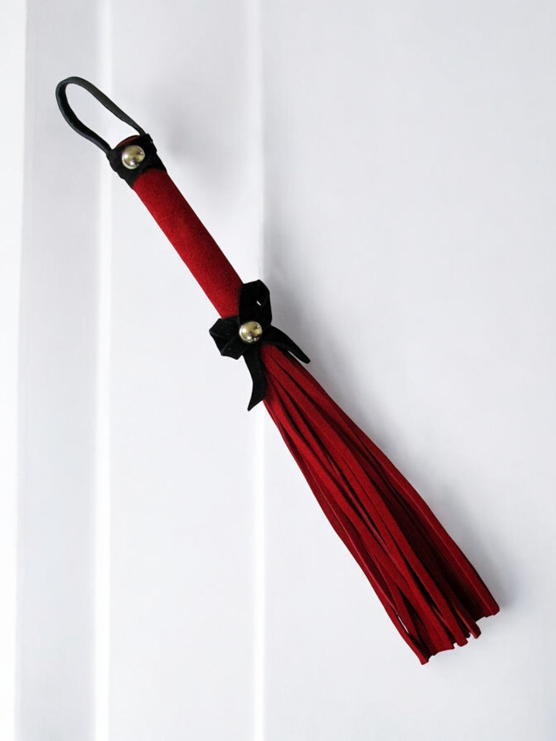 Love Knot Mini Flogger - Red