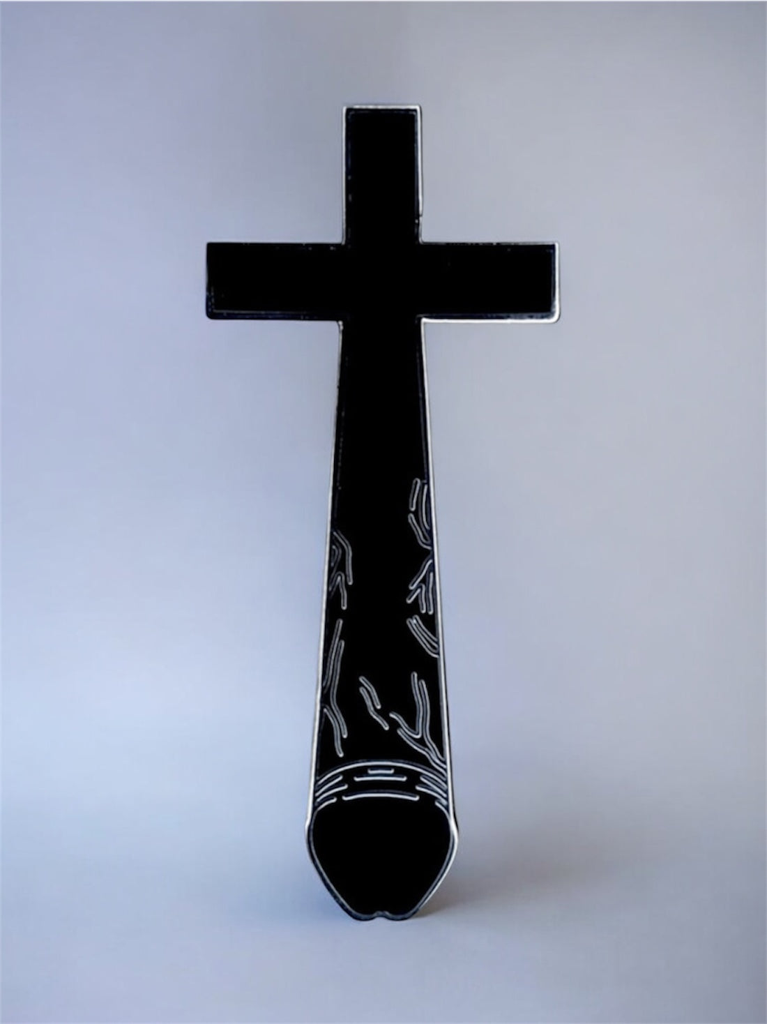 Crucifux Pin